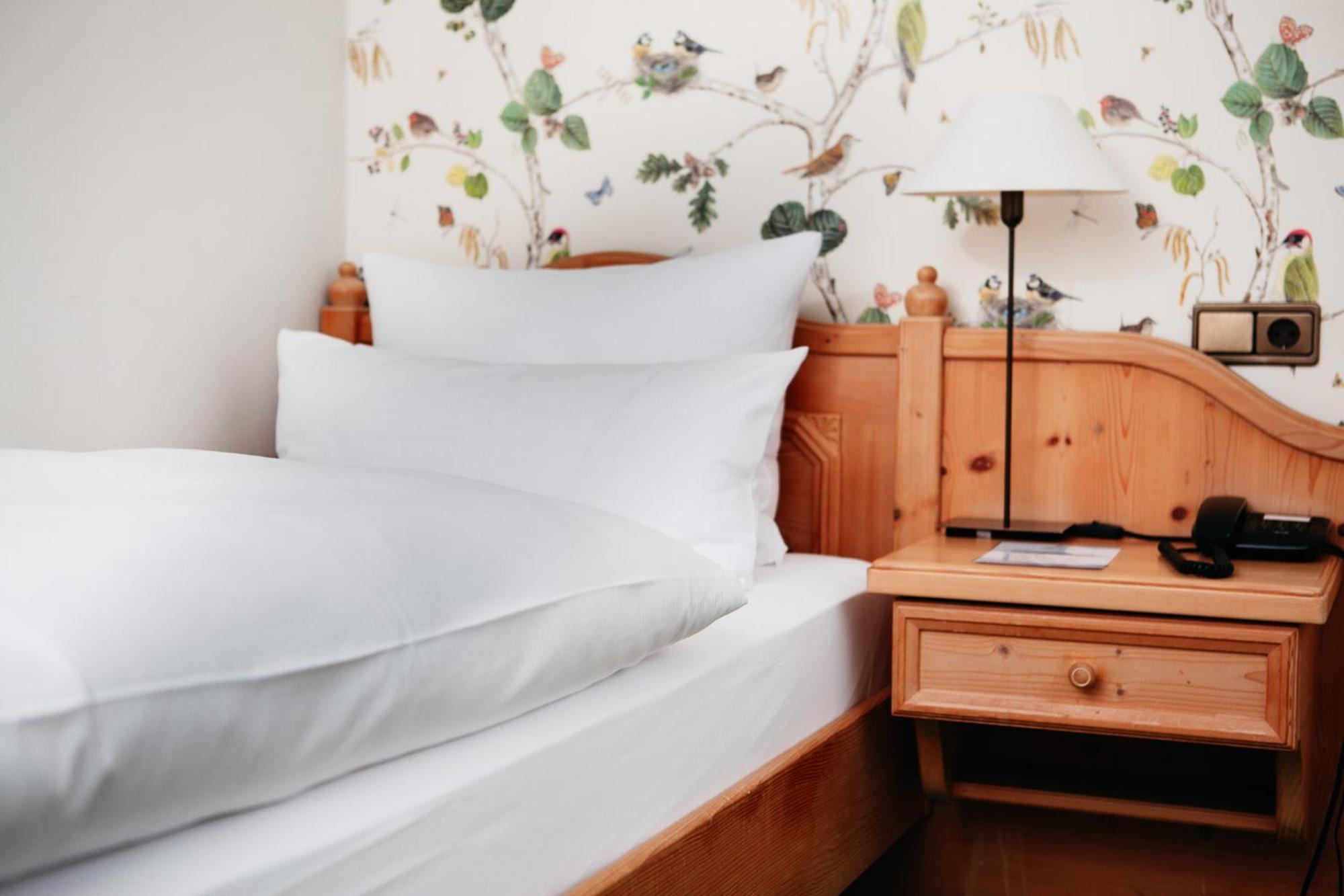 Hotel Elfbuchen 카셀 외부 사진